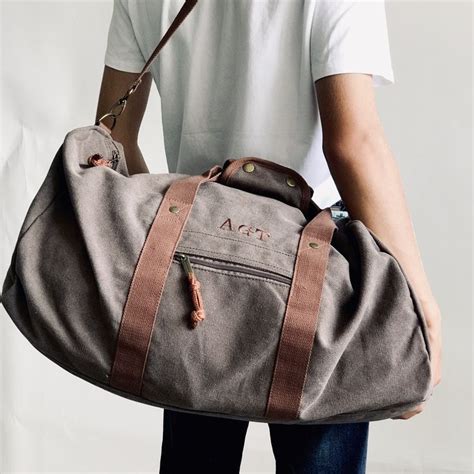 Bolsos de viaje para hombre .